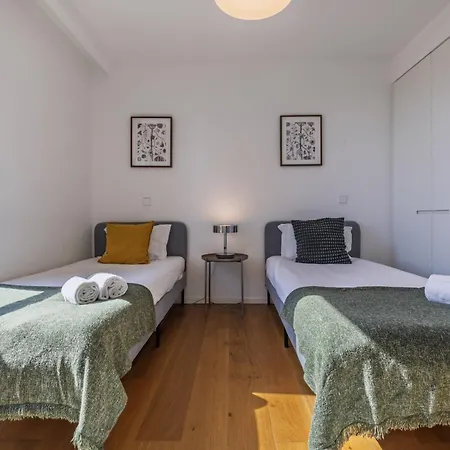 Апартаменти Marques Dream By Innkeeper